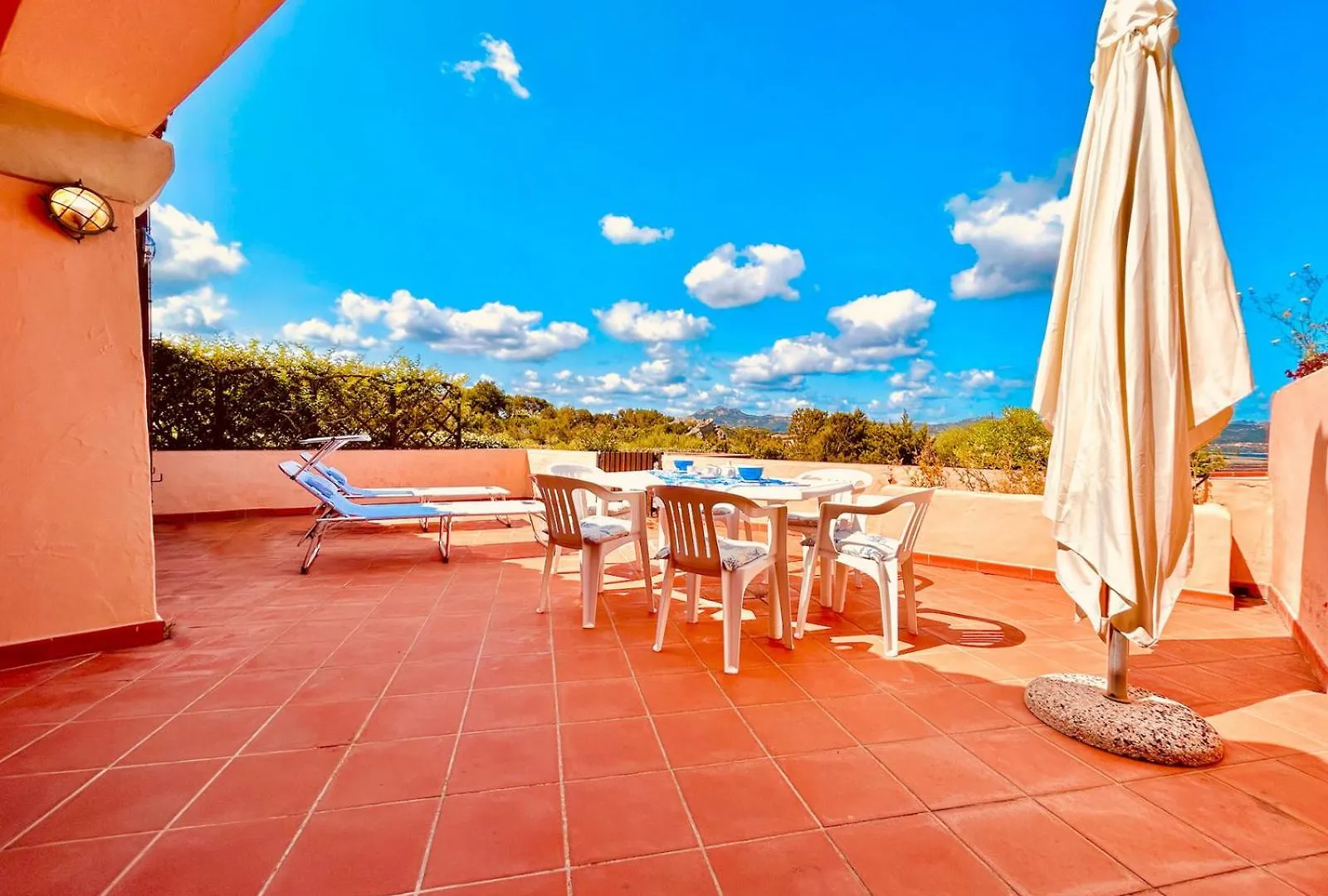 Vakantiehuis Sweet Home Villetta A Schiera With Pool Baja Sardinia Italië